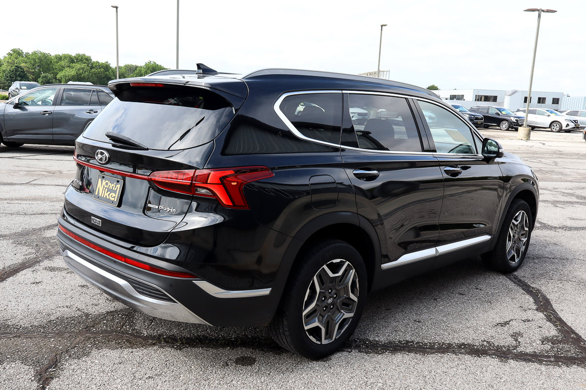 Used 2023 Hyundai Santa Fe Limited image 4