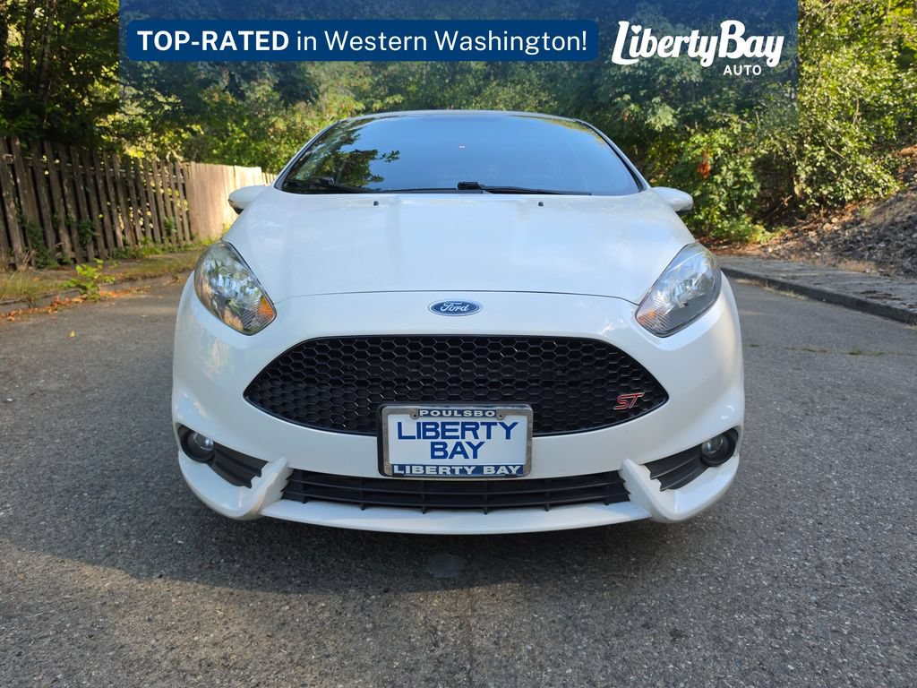 Used 2015 Ford Fiesta ST FWD image 2