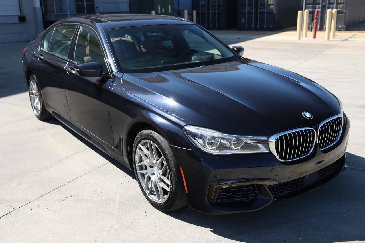 Used 2016 BMW 750i xDrive AWD/4WD image 17