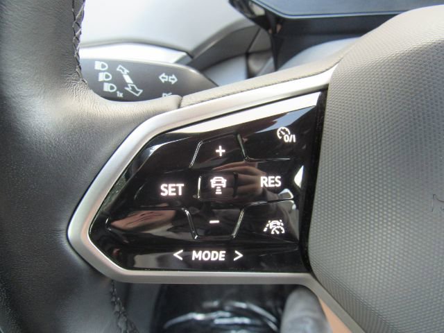 Used 2021 Volkswagen ID.4 Pro S w/ Gradient Package image 39