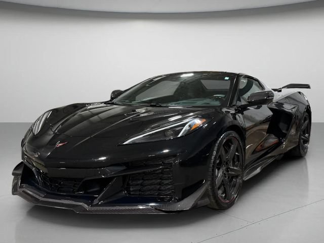 Used 2024 Chevrolet Corvette Z06 w/ Z07 Performance Package RWD image 7