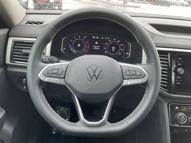 Used 2023 Volkswagen Atlas SE image 14