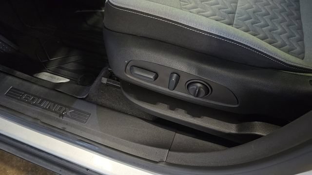 Used 2022 Chevrolet Equinox LT AWD/4WD image 22