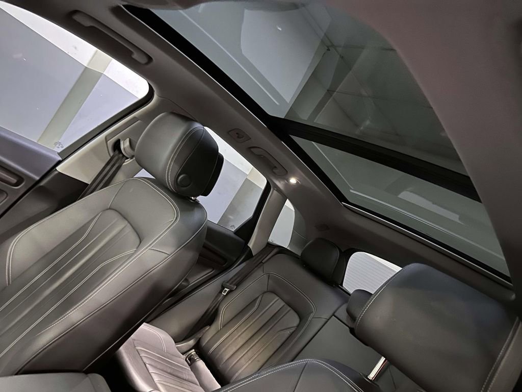 Used 2023 Audi Q5 2.0T Premium w/ Convenience Package image 12