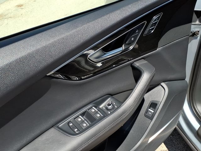 Used 2023 Audi Q7 3.0T Premium Plus AWD/4WD image 9