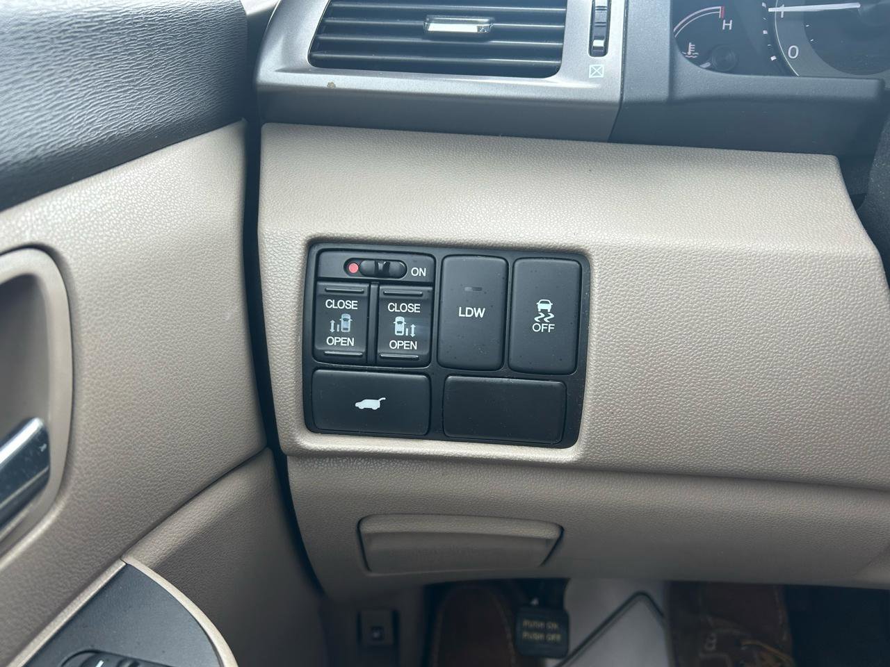 Used 2015 Honda Odyssey EX-L image 28