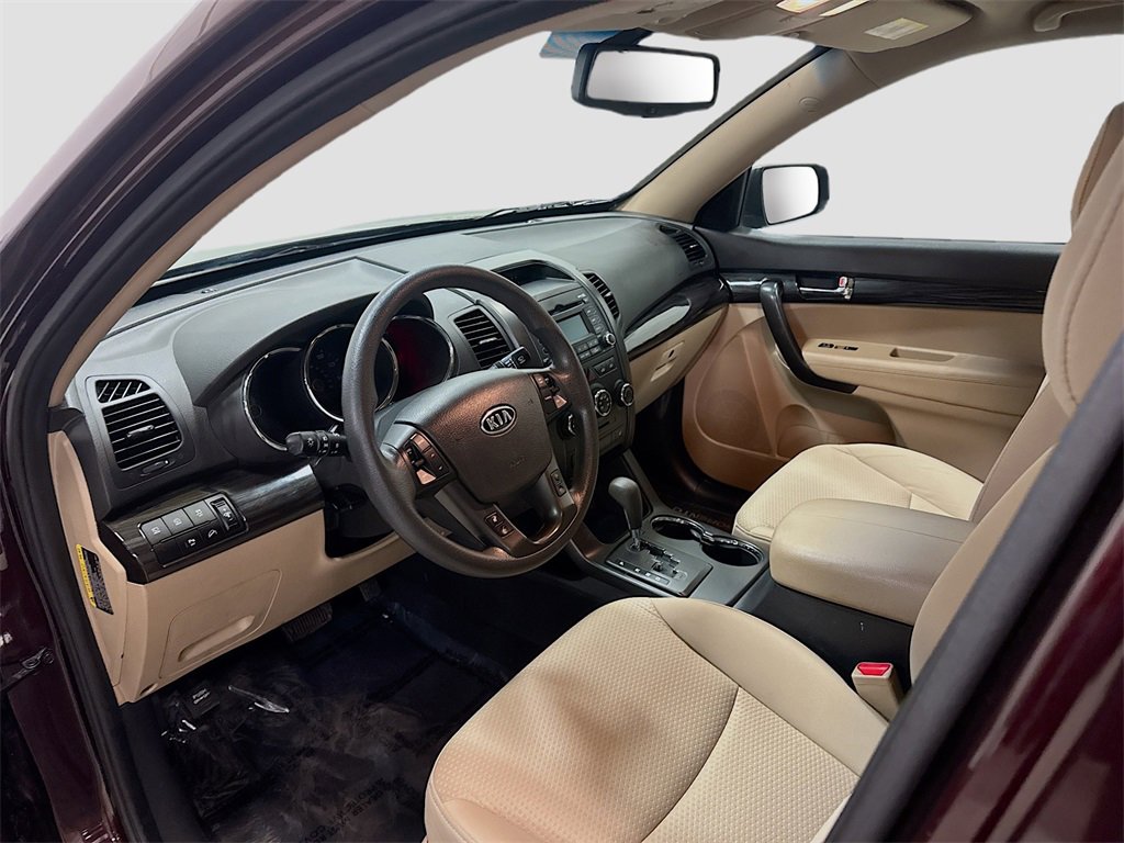 Used 2012 Kia Sorento LX w/ Convenience Pkg image 10