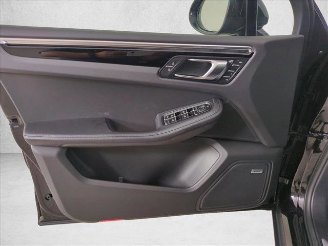 New 2026 Porsche Macan S image 14