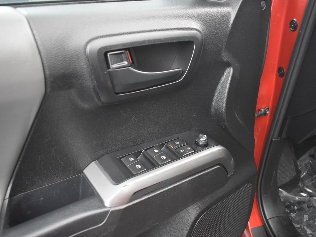 Used 2021 Toyota Tacoma SR5 image 26