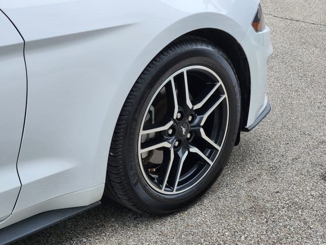 Used 2022 Ford Mustang Premium RWD image 8