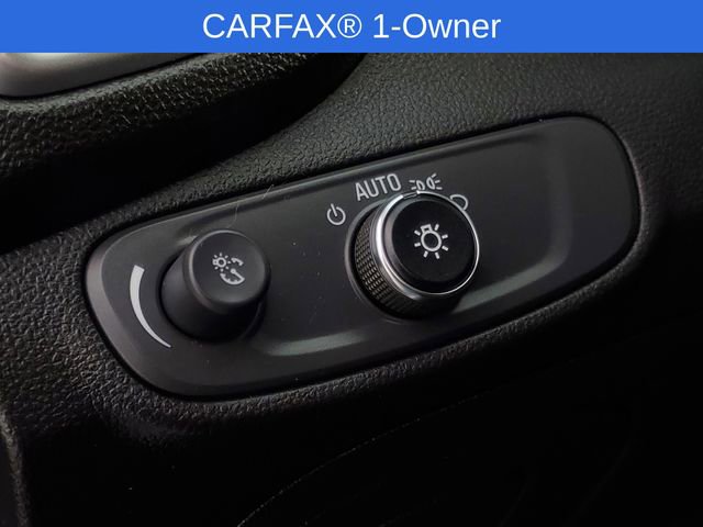 Certified 2022 Chevrolet Trax LT w/ LT Convenience Package image 14