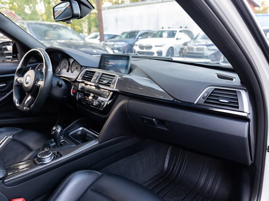 Used 2016 BMW M3 w/ Executive Package RWD image 23
