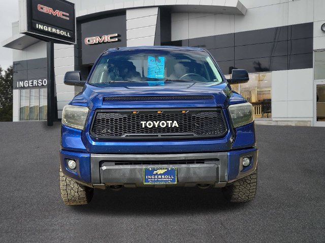 Used 2014 Toyota Tundra SR5 w/ TRD Off Road Package AWD/4WD image 19