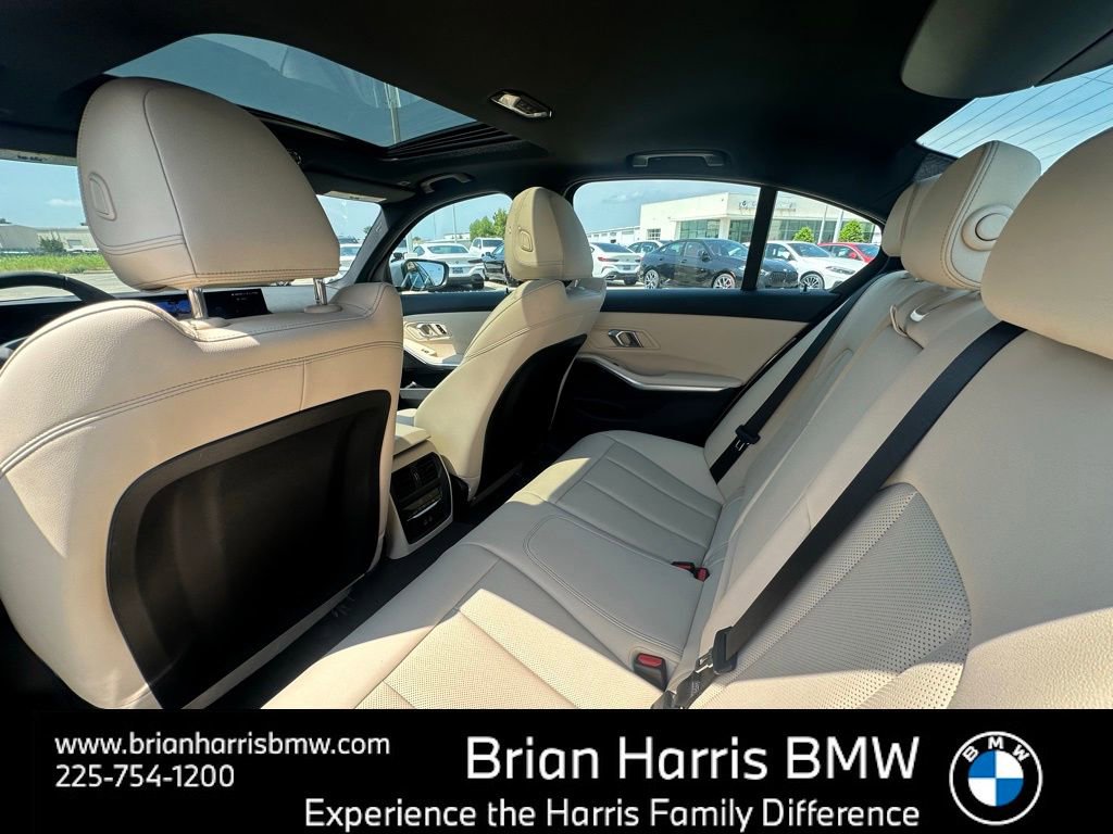 Certified 2025 BMW 330i Sedan w/ Convenience Package image 14