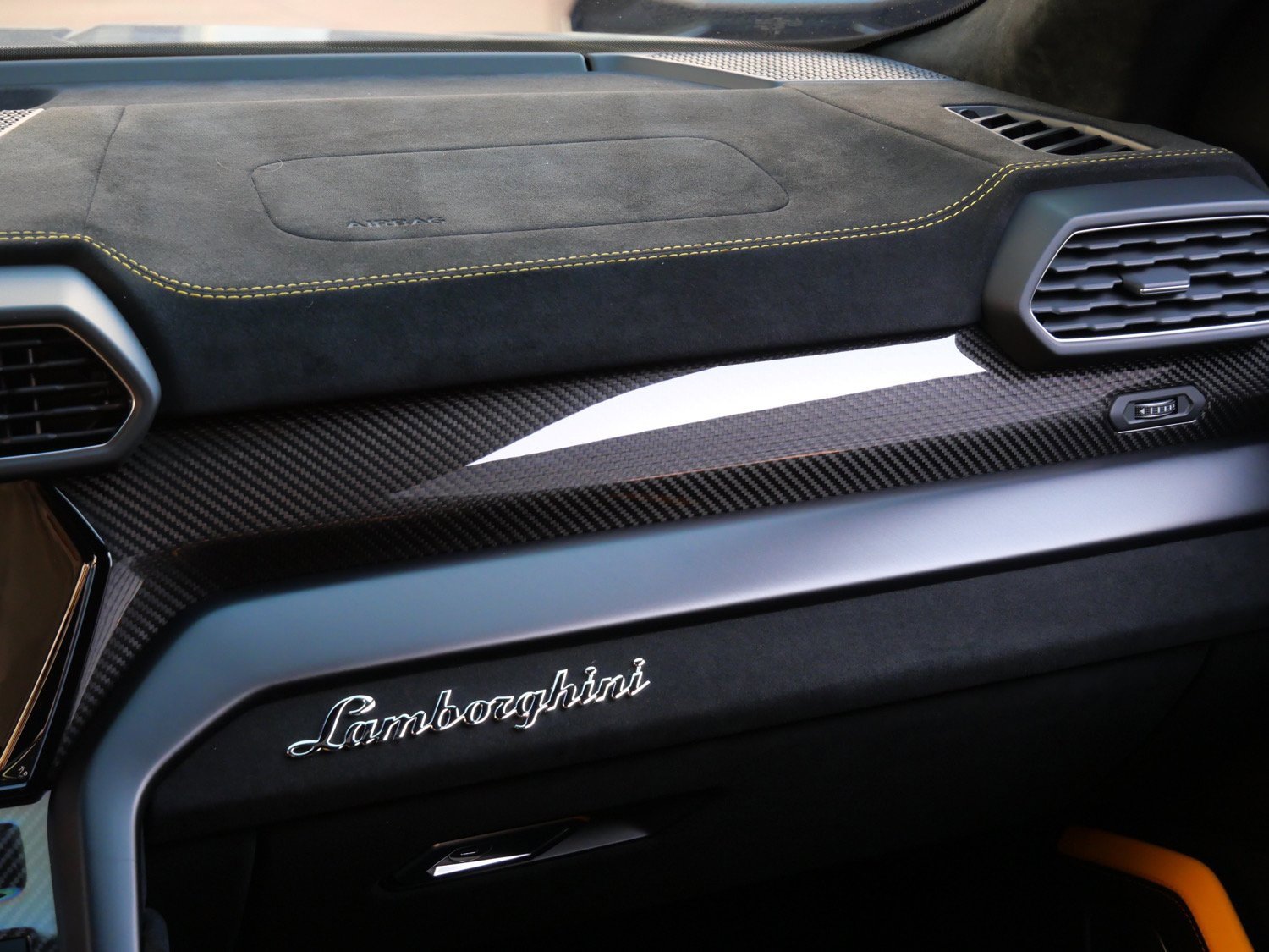 Used 2024 Lamborghini Urus Performante image 19