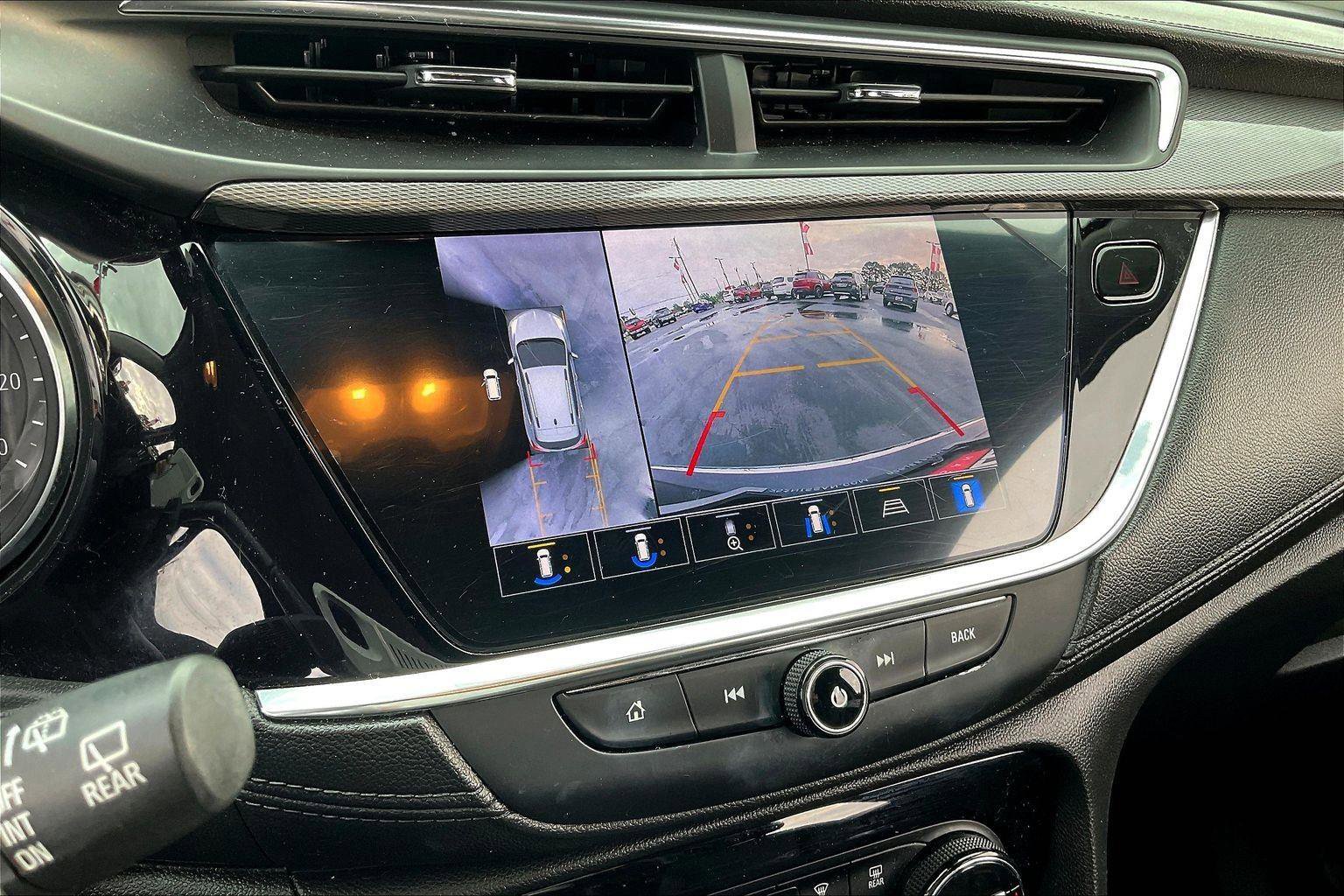 Used 2022 Buick Encore GX Essence w/ Advanced Technology Package image 21