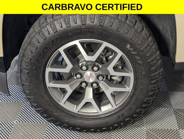 Certified 2022 GMC Canyon AT4 w/ Trailering Package AWD/4WD image 8