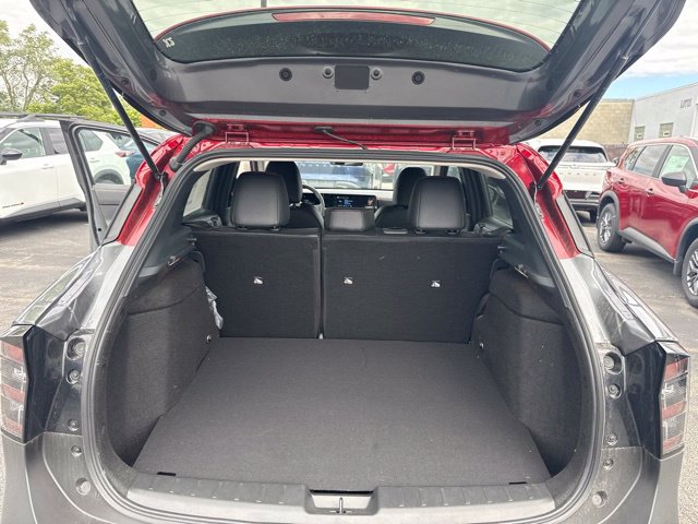 New 2026 Nissan Kicks SR w/ Cold Weather Package AWD/4WD image 15