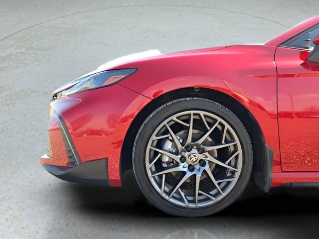 Used 2025 Toyota Camry SE w/ Convenience Package image 14
