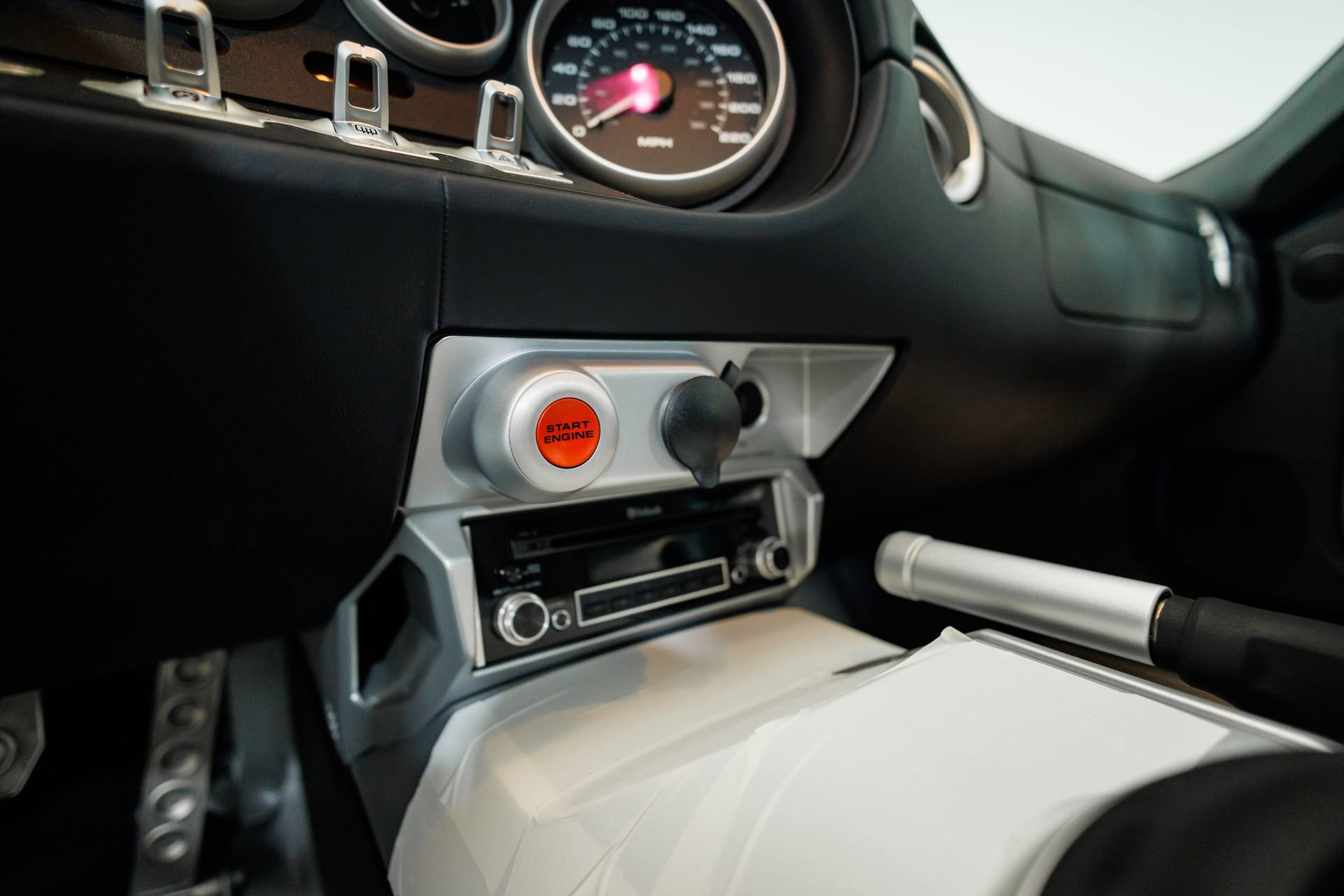 Used 2006 Ford GT image 77