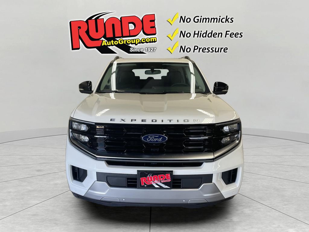 New 2026 Ford Expedition Max Platinum w/ Driver's Package image 2
