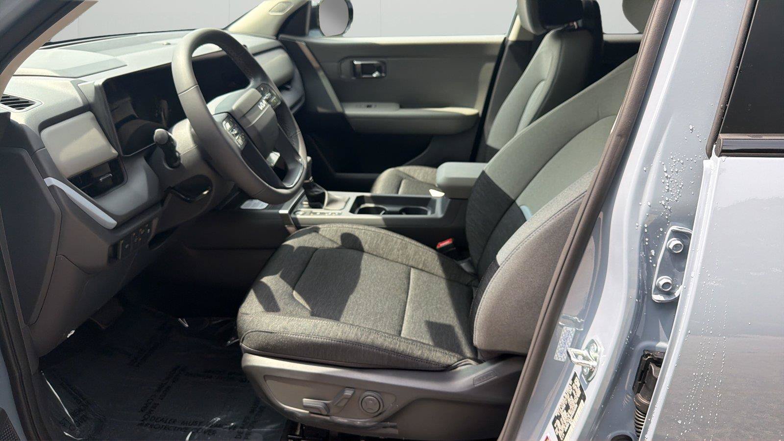New 2027 Kia Seltos S FWD image 10