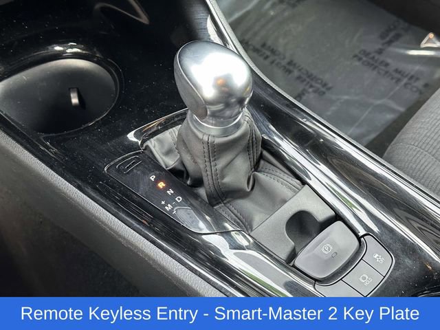 Used 2019 Toyota C-HR XLE image 6