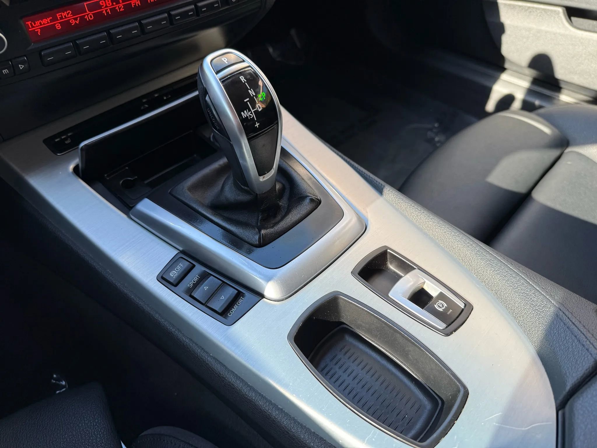 Used 2013 BMW Z4 sDrive28i w/ Sport Pkg image 15