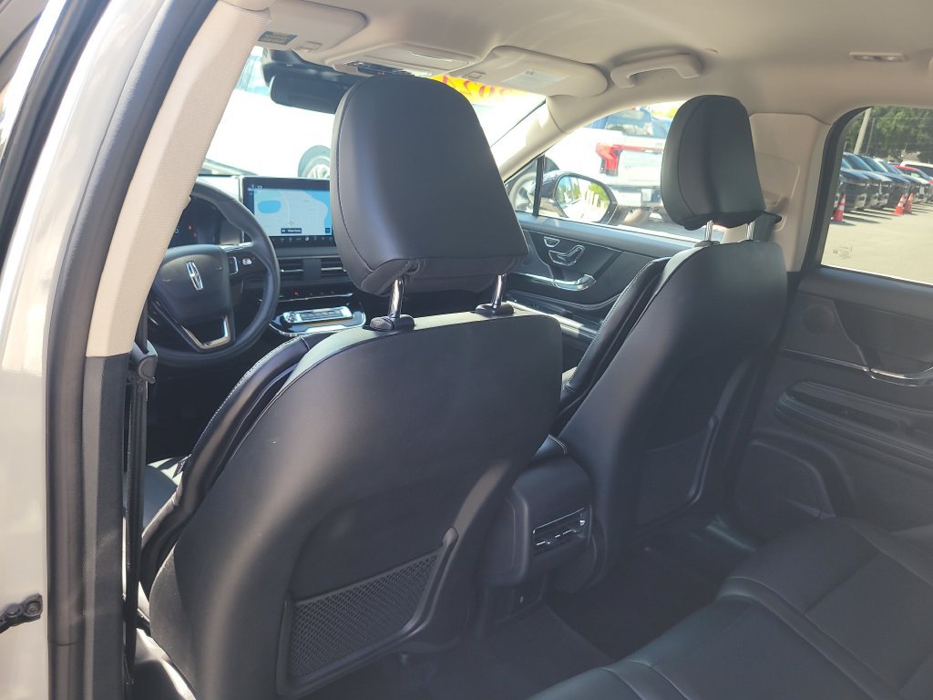 Used 2024 Lincoln Corsair FWD image 10