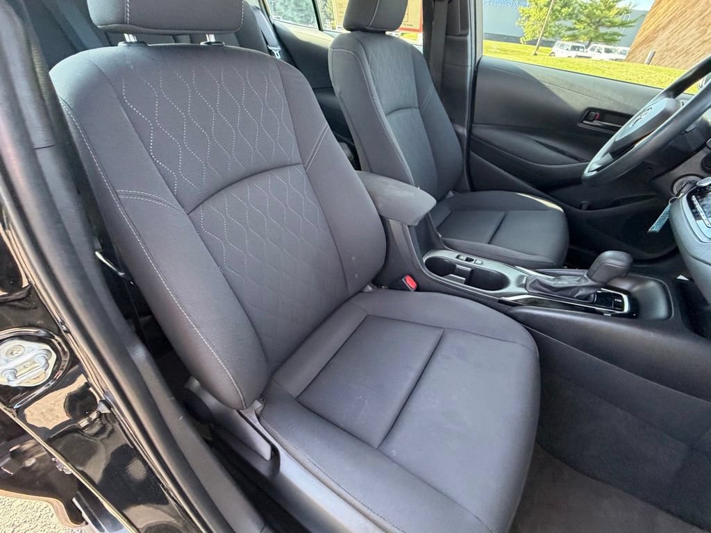 Used 2023 Toyota Corolla LE FWD image 34