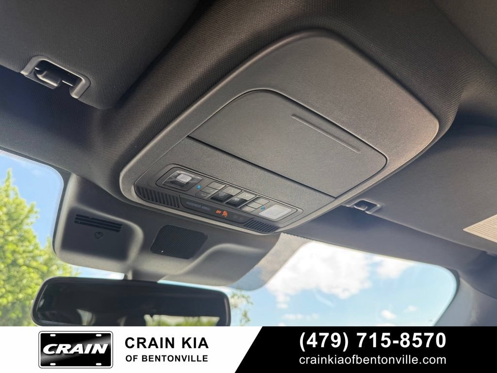 Used 2026 Ford Expedition Platinum w/ Stealth Performance Package AWD/4WD image 20