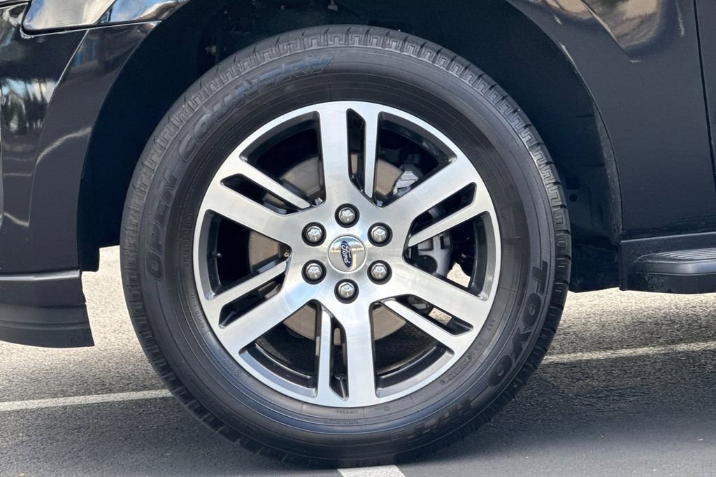 Used 2024 Ford Expedition Max Limited image 15