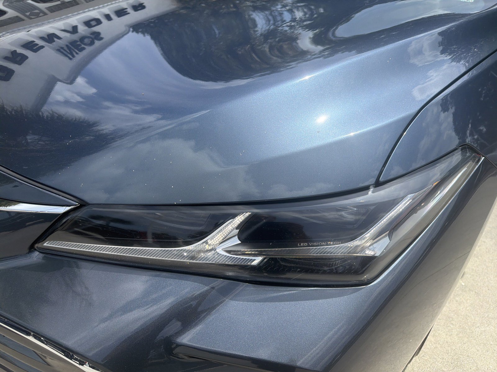 Used 2020 Toyota Avalon Limited w/ Advanced Safety Package FWD image 6