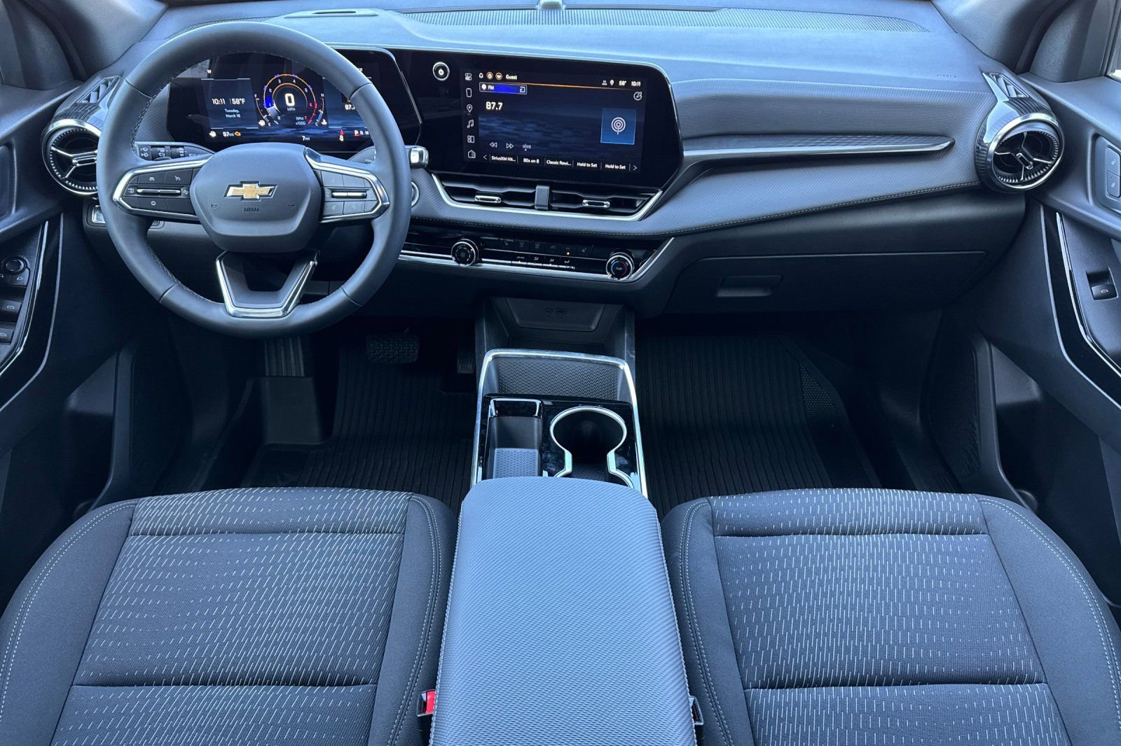 New 2025 Chevrolet Equinox LT image 13