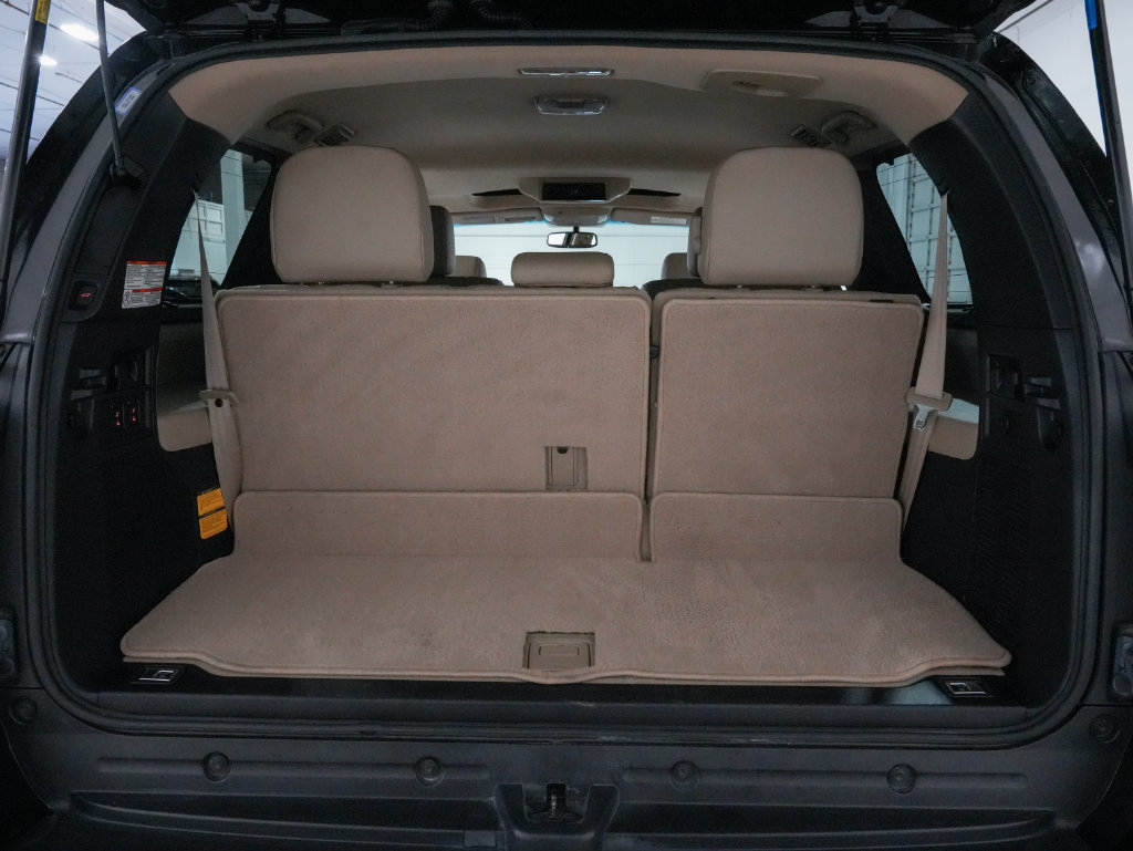 Used 2017 Toyota Sequoia Platinum RWD image 41