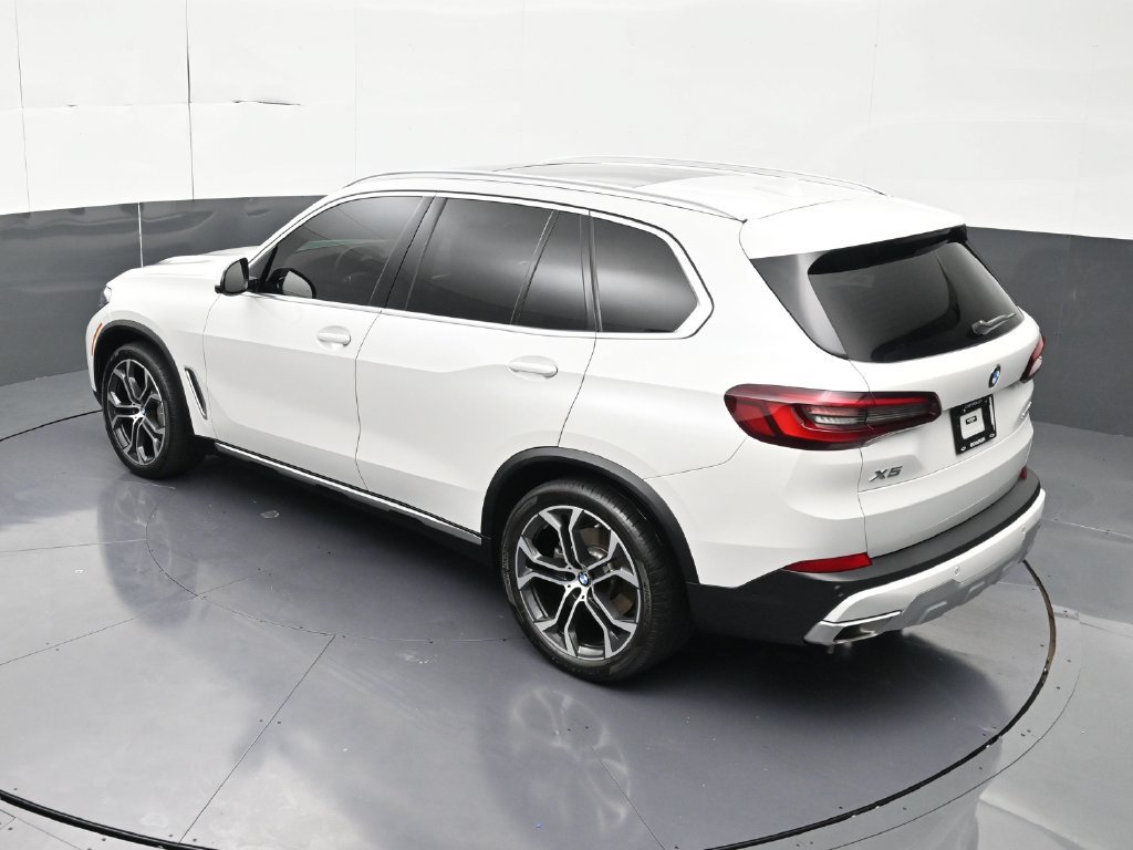 Used 2023 BMW X5 sDrive40i w/ Parking Assistance Package RWD image 17