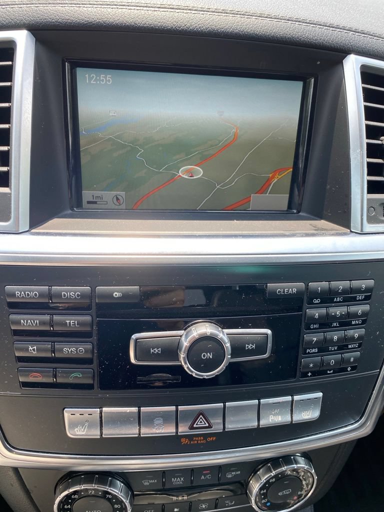 Used 2014 Mercedes-Benz GL 450 4MATIC image 13
