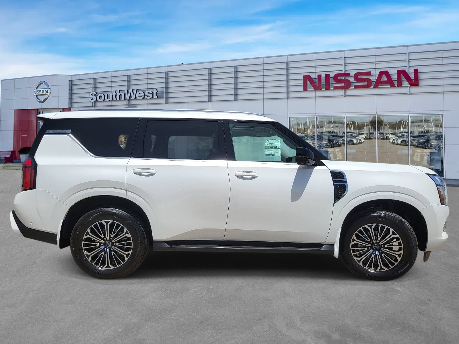 New 2026 Nissan Armada Platinum AWD/4WD image 4