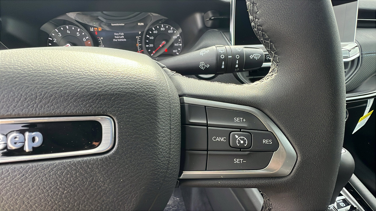 New 2026 Jeep Compass Latitude image 23