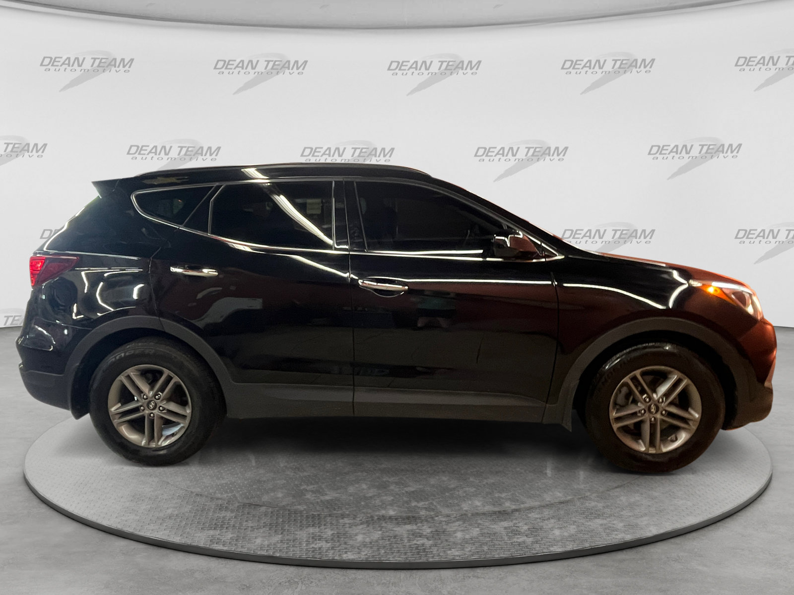 Used 2017 Hyundai Santa Fe Sport AWD/4WD image 9