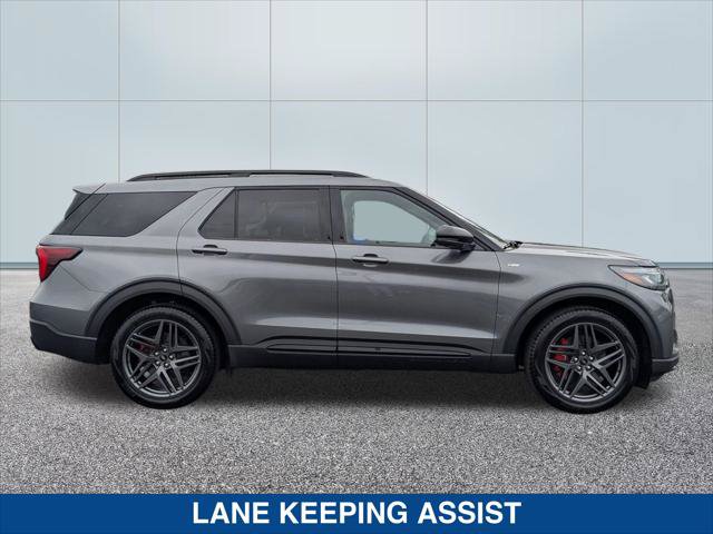 Used 2026 Ford Explorer ST-Line w/ ST-Line Street Pack RWD image 6