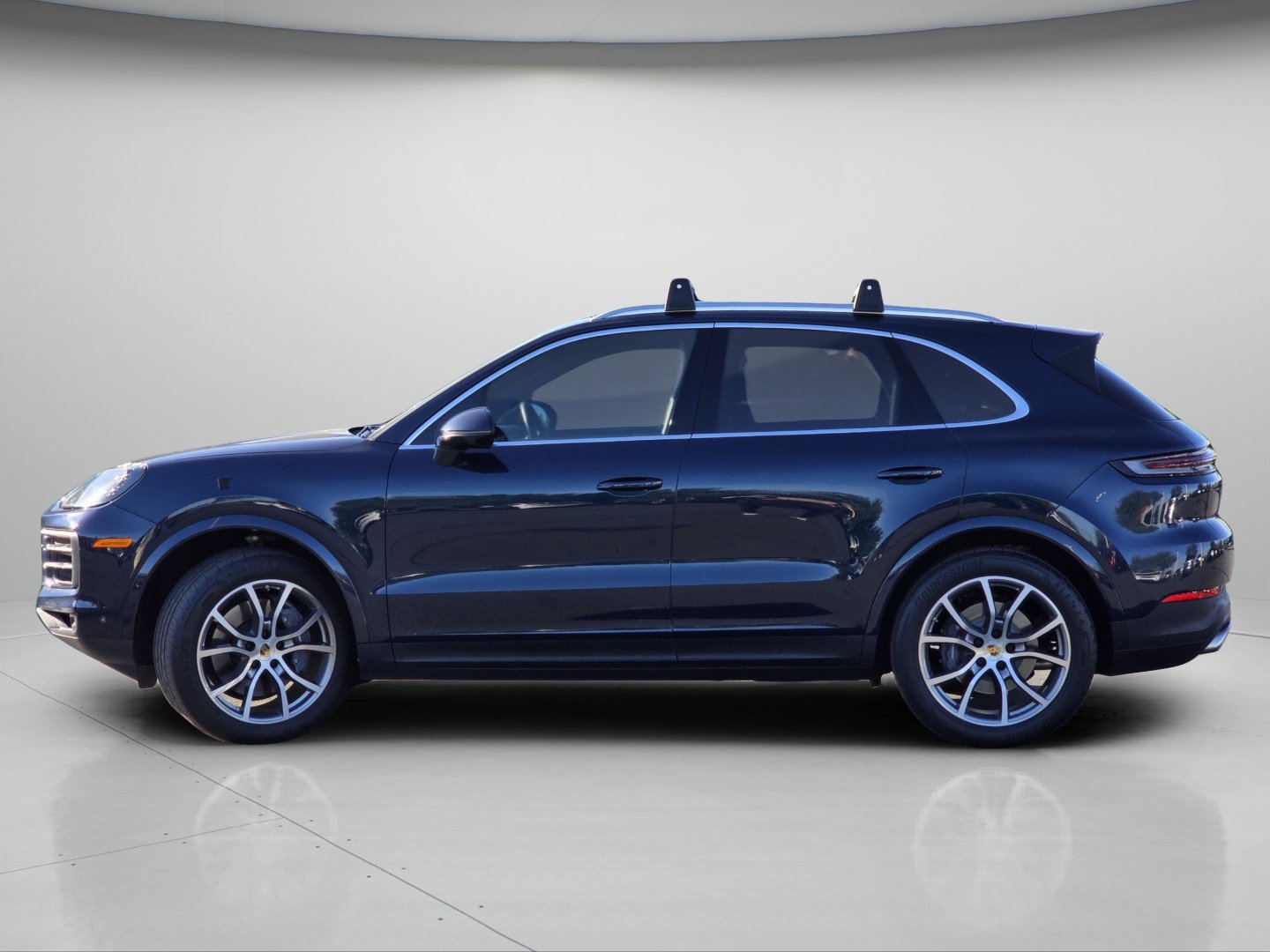 Used 2024 Porsche Cayenne AWD/4WD image 20