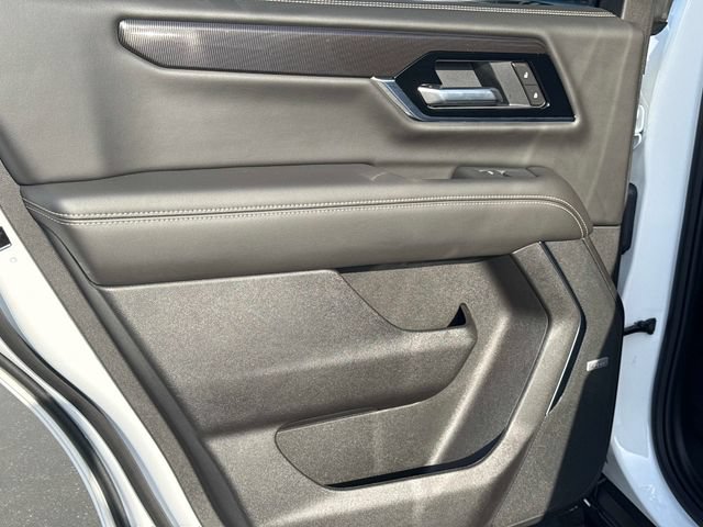 Used 2026 GMC Yukon Elevation w/ LPO, Floor Liner Package RWD image 11