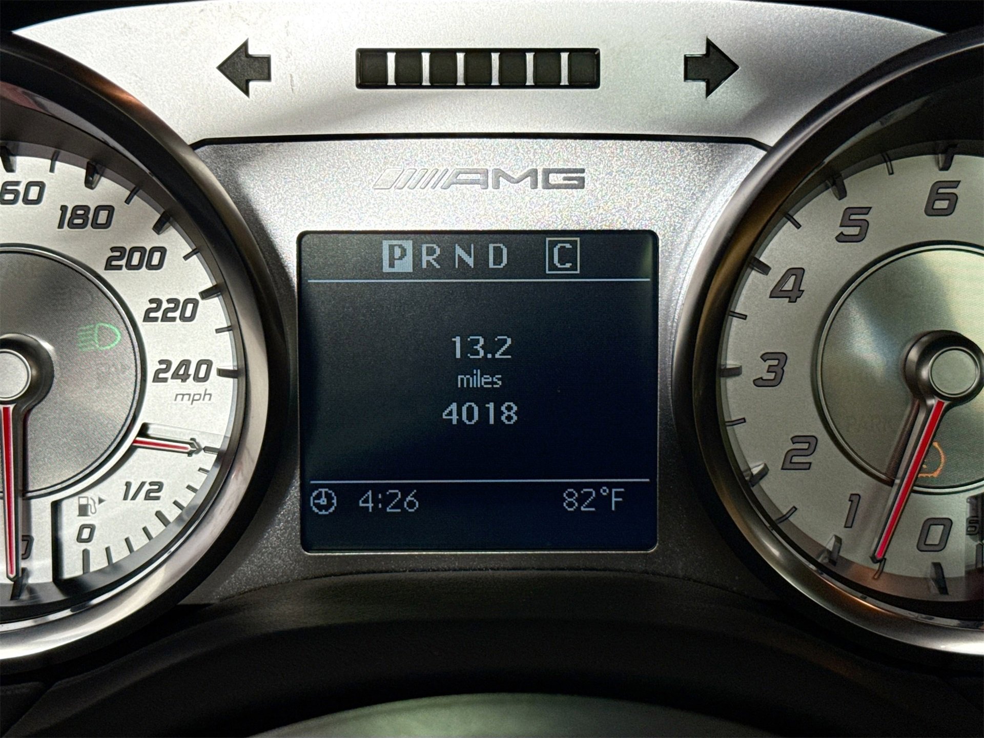 Used 2011 Mercedes-Benz SLS AMG Coupe image 11