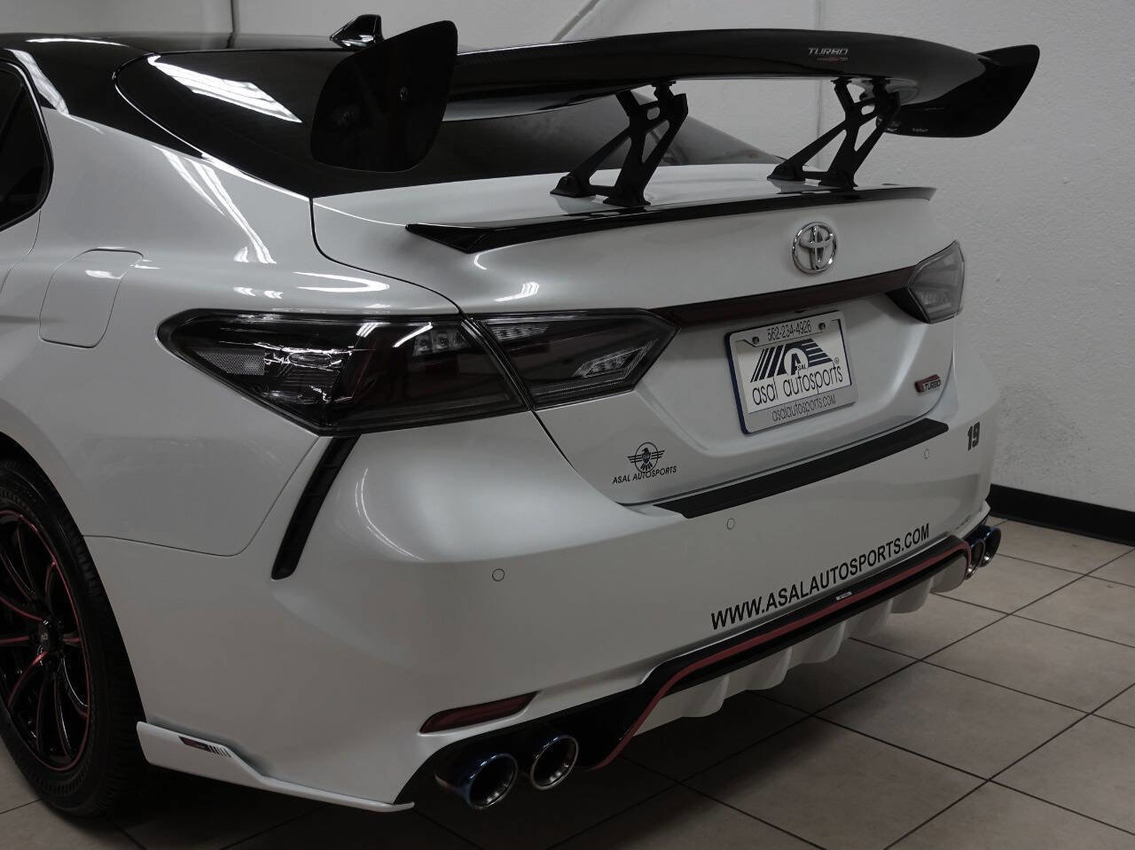 Used 2019 Toyota Camry XSE image 26