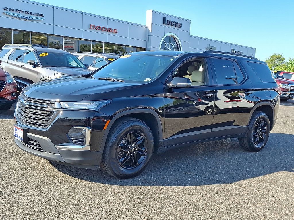 Used 2023 Chevrolet Traverse LS w/ Midnight/Sport Edition image 6