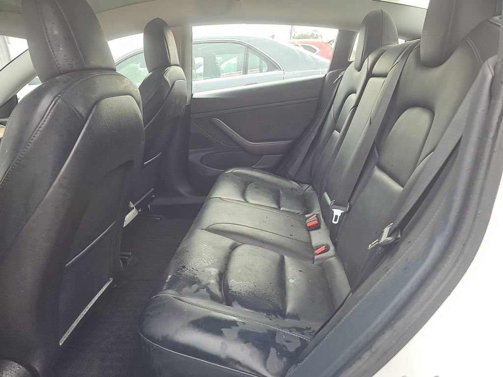 Used 2021 Tesla Model 3 Performance AWD/4WD image 4
