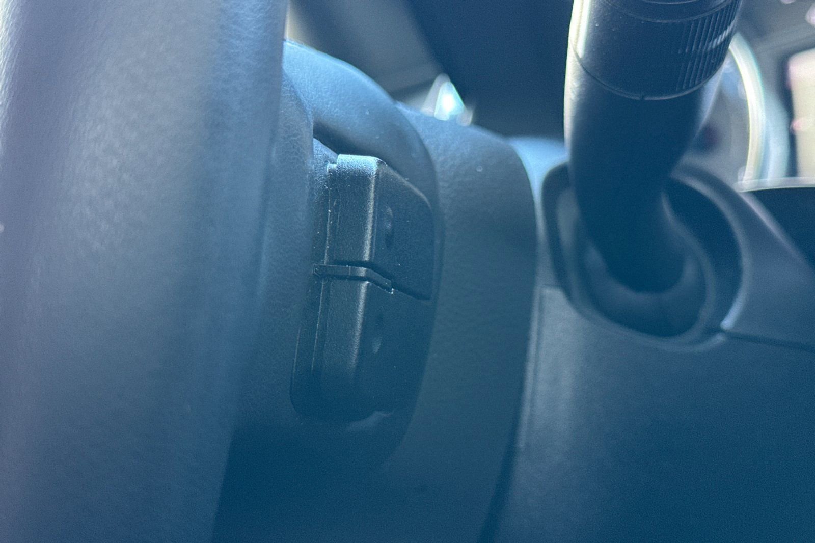 Used 2023 Chevrolet Traverse LT image 40