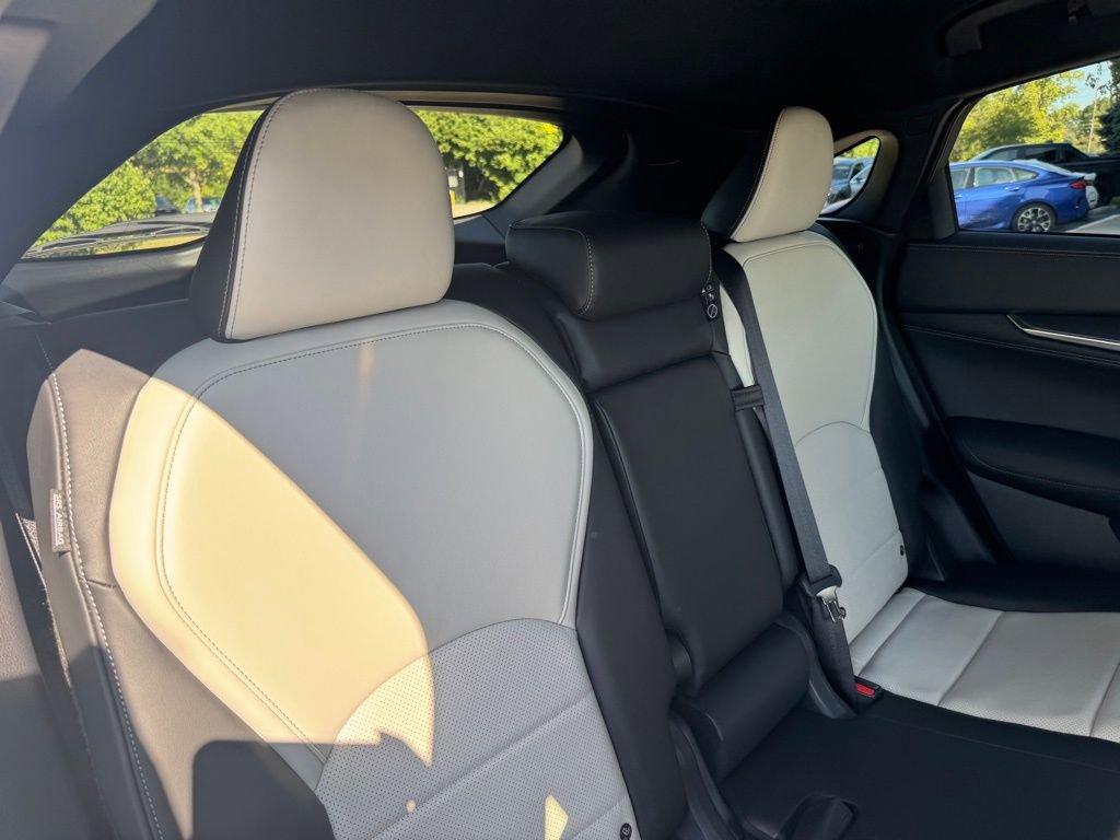 Used 2025 INFINITI QX55 Essential image 30