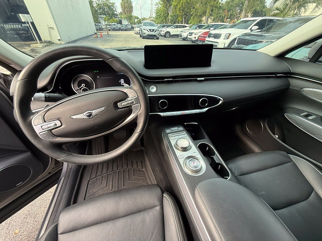 Used 2023 Genesis GV70 2.5T w/ Advanced Package AWD/4WD image 3